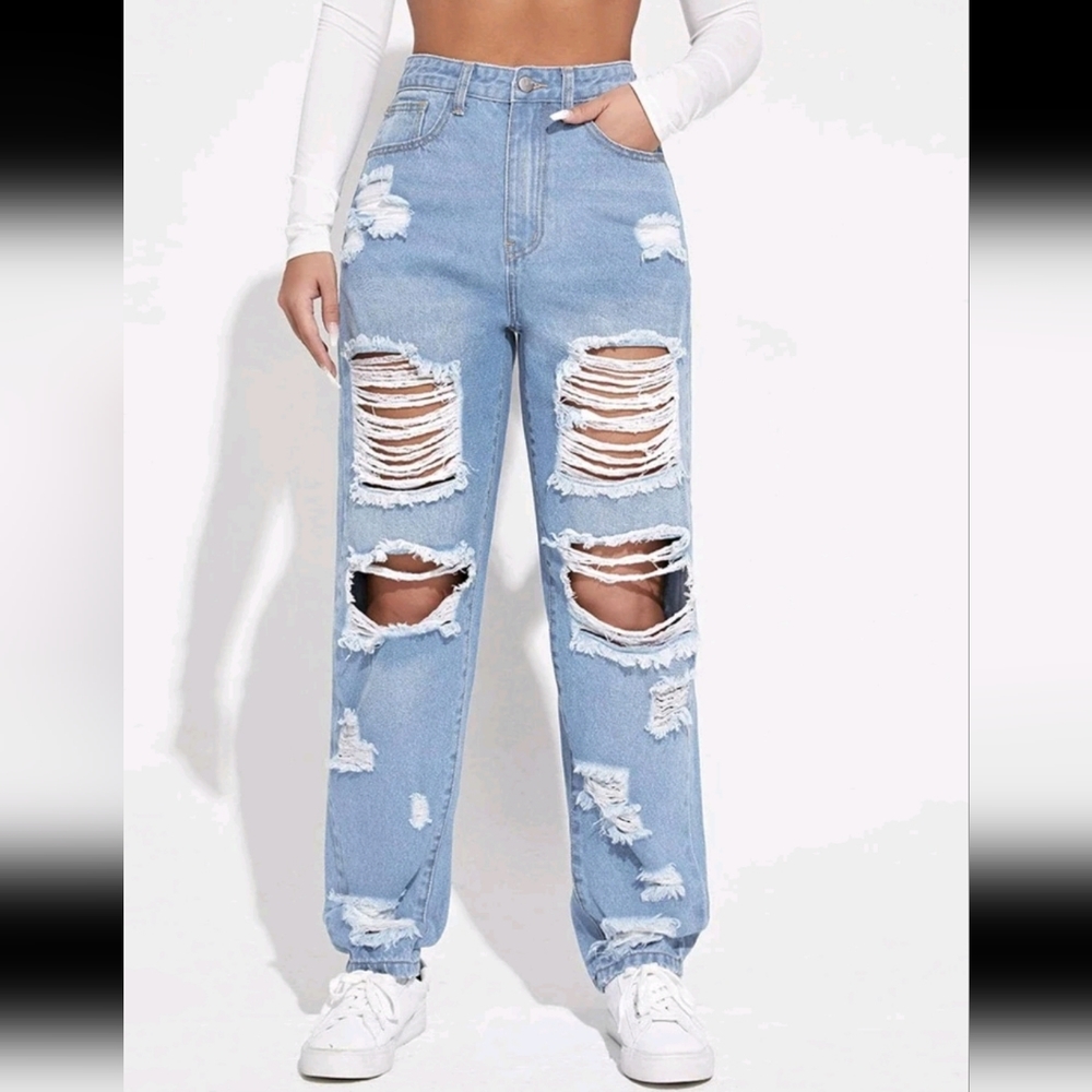 High Wasted Ripped Jeans